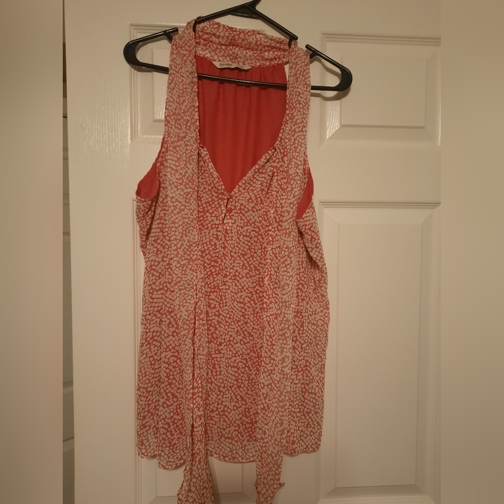 Old Navy tank top